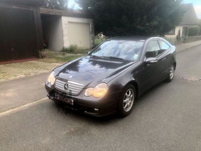 Mercedes C180
