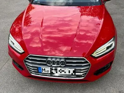 Gebraucht Audi A5 Sportback Ambiente 190 PS (139 kW) 2018 Rot Kleinwagen