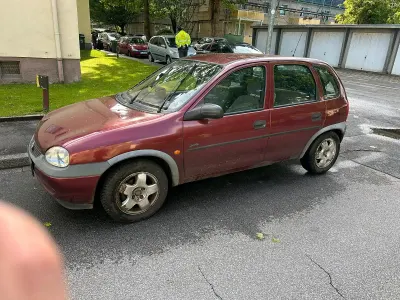 Occasion Opel Corsa 60 ch (44 kW) 1998 Rouge Citadine