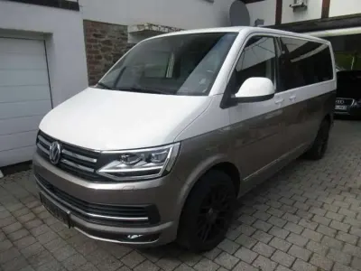 Gebraucht VW Multivan Generation Six 204 PS (150 kW) 2016 'bicolormet Van / Kleinbus