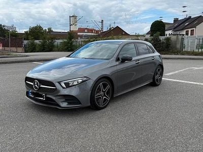 Gebraucht Mercedes A250 AMG line 224 PS (164 kW) 2018 Grau Limousine