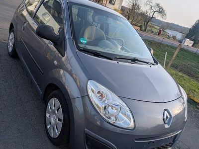 Gebraucht Renault Twingo 76 PS (55 kW) 2008 Silber Kleinwagen