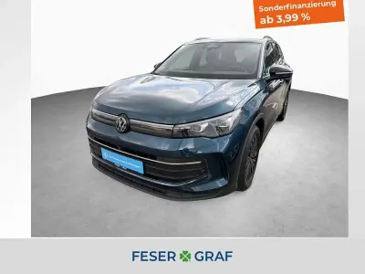 Używany VW Tiguan Goal 150 KM (110 kW) 2025 Niebieski SUV