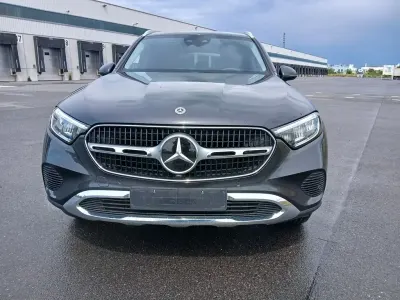 Gebraucht Mercedes GLC220 197 PS (144 kW) 2023 Schwarz SUV