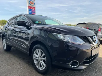 Usata Nissan Qashqai Acenta 163 CV (119 kW) 2017 Viola SUV