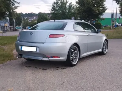 Gebraucht Alfa Romeo GT Distinctive 166 PS (122 kW) 2005 Silber Coupé