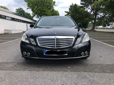 gebraucht Mercedes E220 Kombi