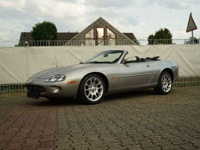Jaguar XKR