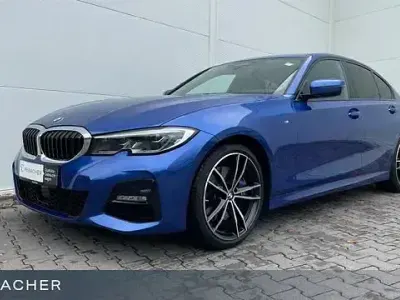 Gebraucht BMW 330 M Sport 258 PS (189 kW) 2020 M portimao blau metallic Limousine