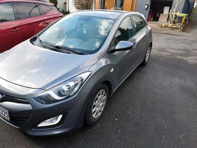 gebraucht Hyundai i30 i301.4 CRDi Classic