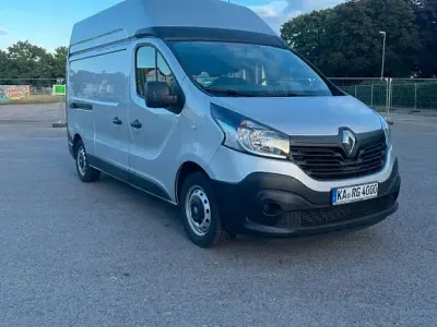 Gebraucht Renault Trafic 125 PS (91 kW) 2018 Schwarz Van / Kleinbus