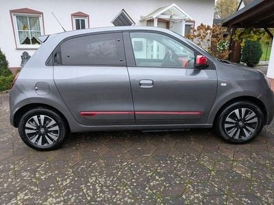 Gebraucht Renault Twingo Techno 60 kW (82 PS) 2023 Grau Kleinwagen