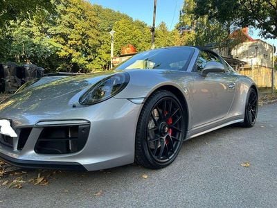 Porsche 911 Targa 4
