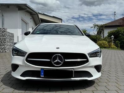 Mercedes CLA200