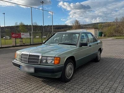 Gebraucht Mercedes 190 133 PS (97 kW) 1989 Grün Limousine