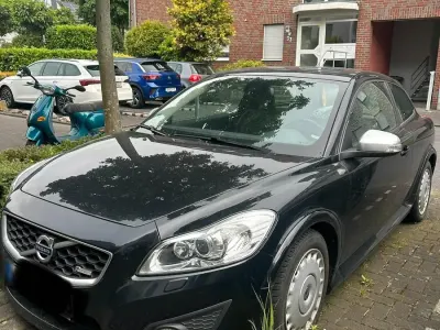 Gebraucht Volvo C30 R-Design 115 PS (84 kW) 2013 Schwarz Kleinwagen
