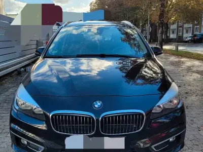 Gebraucht BMW 216 Gran Tourer Luxury Line 116 PS (85 kW) 2016 Schwarz Van / Kleinbus