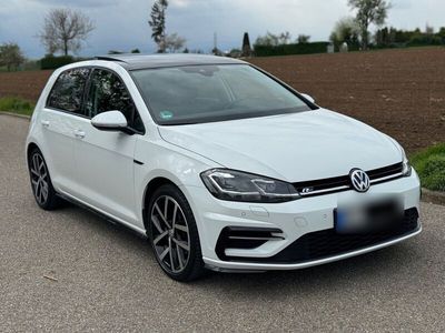 gebraucht VW Golf 1.5 TSI Highline R-Line