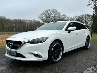 Begagnad Mazda 6 Sports-Line 165 HK (121 kW) 2016 Vit Kombi