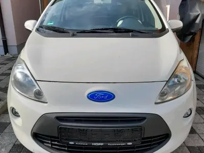 Używany Ford Ka 69 KM (50 kW) 2009 Biały Hatchback