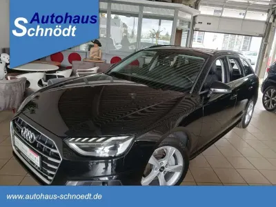 Gebraucht Audi A4 Advanced 204 PS (150 kW) 2022 Schwarz Kombi