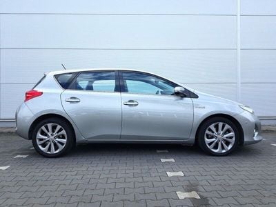 Toyota Auris Hybrid