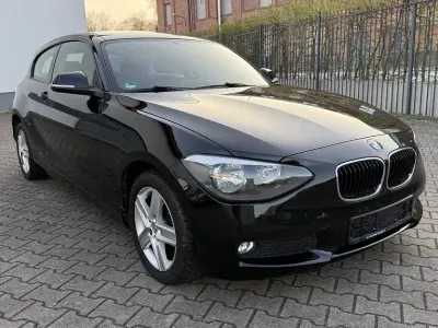 Gebraucht BMW 116 Advantage 116 PS (85 kW) 2013 Schwarz Kleinwagen