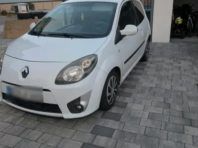 Gebraucht Renault Twingo 80 PS (58 kW) 2008 Weiß Kleinwagen