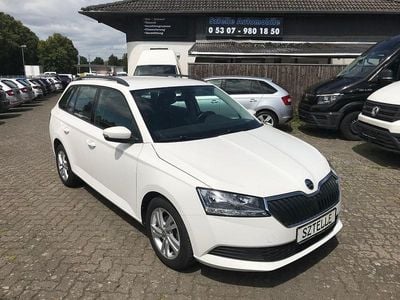 Gebraucht Skoda Fabia Ambition 60 PS (44 kW) 2022 Weiß Kleinwagen