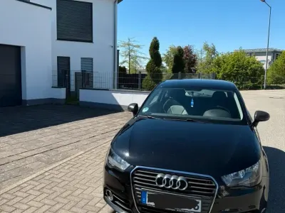 Gebraucht Audi A1 86 PS (63 kW) 2012 Schwarz Kleinwagen