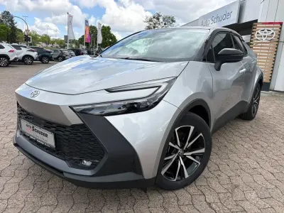 Neu Toyota C-HR 224 PS (164 kW) 2025 Silber SUV