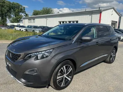 Gebraucht Peugeot 5008 Allure 131 PS (96 kW) 2020 Grau SUV
