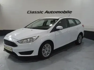 Gebraucht Ford Focus Cool & Sound Edition 101 PS (74 kW) 2016 Andere Limousine