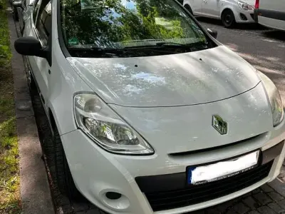 Gebraucht Renault Clio IV 75 PS (55 kW) 2012 Weiß Limousine
