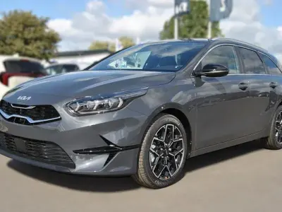 Gebraucht Kia Ceed Sportswagon 100 PS (73 kW) 2025 Grau Kombi