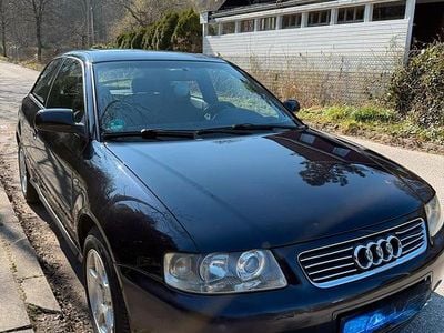 Gebraucht Audi A3 101 PS (74 kW) 2002 Blau Kleinwagen