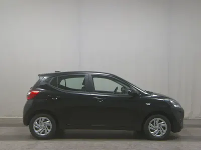 Gebraucht Hyundai i10 100 PS (73 kW) 2021 Schwarz Kleinwagen
