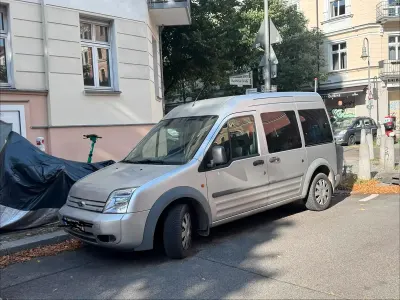 Gebraucht Ford Tourneo Connect 110 PS (80 kW) 2008 Silber Van / Kleinbus
