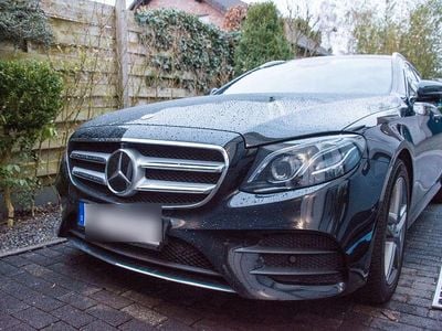 Schwarz Gebraucht 2017 Mercedes E220 AMG Kombi | 22.213 € (Guter Preis)