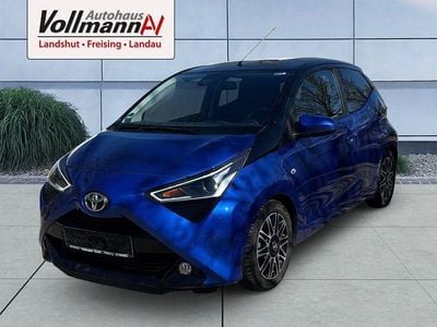 Gebraucht Toyota Aygo X-clusiv 72 PS (52 kW) 2018 Blau Kleinwagen