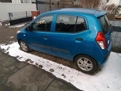 Gebraucht Hyundai i10 Style 77 PS (56 kW) 2009 Blau Kleinwagen