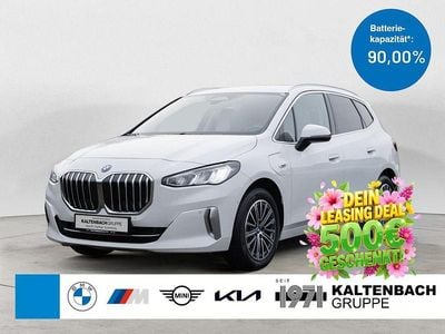 Gebraucht BMW 225 Active Tourer Luxury Line 245 PS (180 kW) 2022 Weiß Van / Kleinbus
