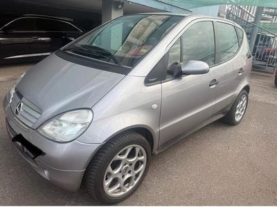Second-hand Mercedes A190 92 CP (67 kW) 1999 Argintiu Hatchback