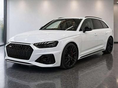Usado Audi RS4 Sport 450 HP (330 kW) 2022 Branco Carrinha