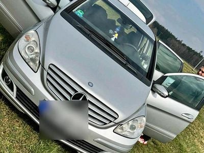 Gebraucht Mercedes B200 2006 Silber Van / Kleinbus