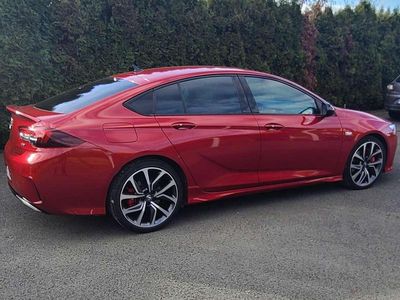 Gebraucht Opel Insignia Country Tourer Sport 230 PS (169 kW) 2021 Rot Limousine