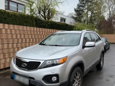 Używany Kia Sorento 2011 Srebrny SUV