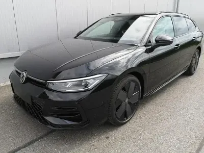Neu VW Passat R-line 220 PS (161 kW) 2025 Grenadilschwarz metallic Kombi