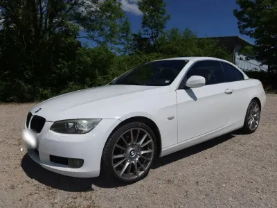 Gebraucht BMW 325 Cabriolet 218 PS (160 kW) 2009 Weiß Cabrio