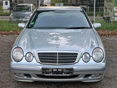 Używany Mercedes E220